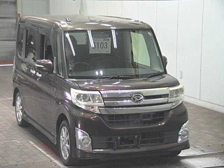 DAIHATSU TANTO 2014