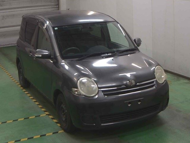 TOYOTA SIENTA 2008