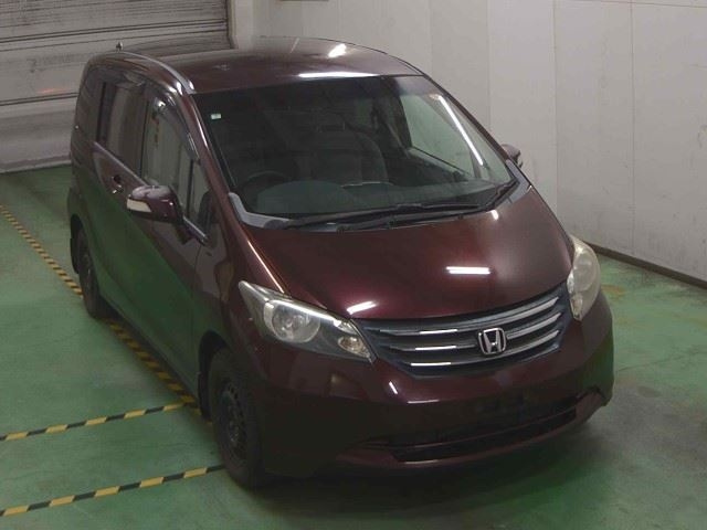 HONDA FREED 2011