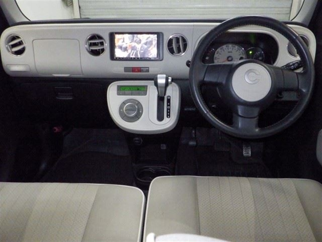 DAIHATSU MIRA 2010