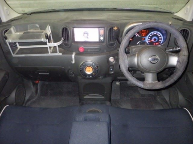 NISSAN CUBE 2012