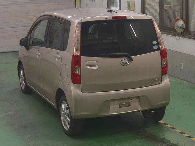 DAIHATSU MOVE 2011