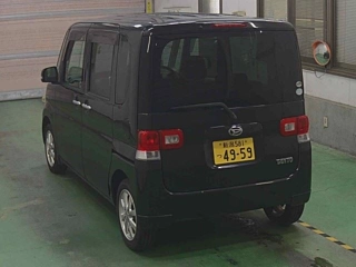 DAIHATSU TANTO 2010