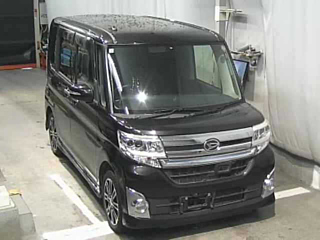 DAIHATSU TANTO 2015
