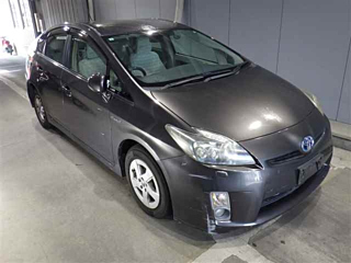 TOYOTA PRIUS 2011