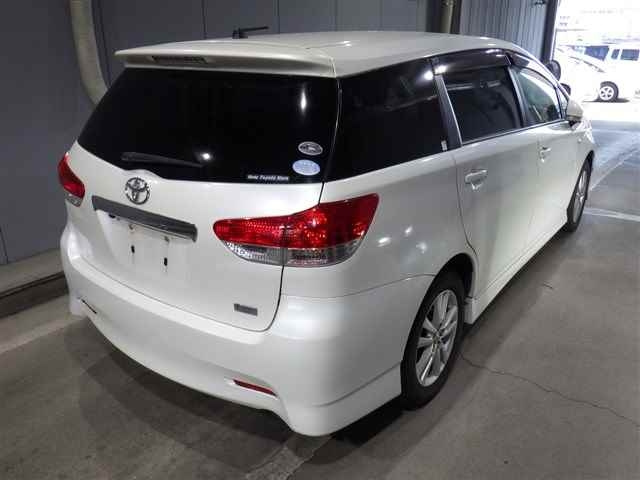 TOYOTA WISH 2009