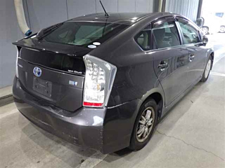 TOYOTA PRIUS 2011