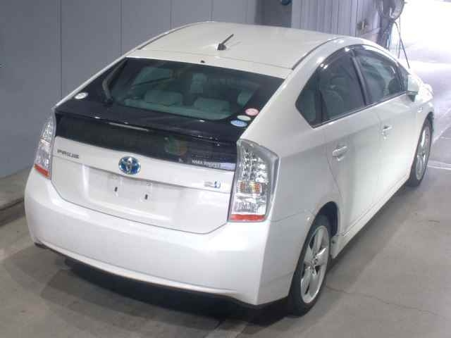 TOYOTA PRIUS 2010
