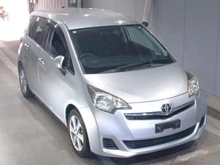 TOYOTA RACTIS 2011