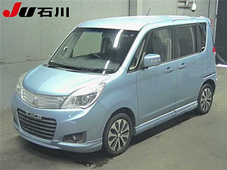 MITSUBISHI DELICA D2 2014