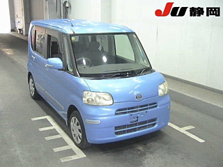 DAIHATSU TANTO 2010