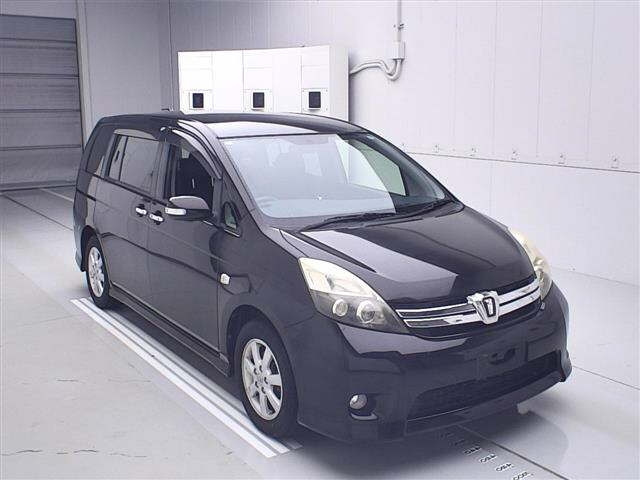 TOYOTA ISIS 2012