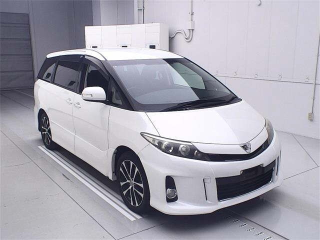 TOYOTA ESTIMA 2013