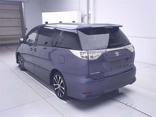 TOYOTA ESTIMA 2012
