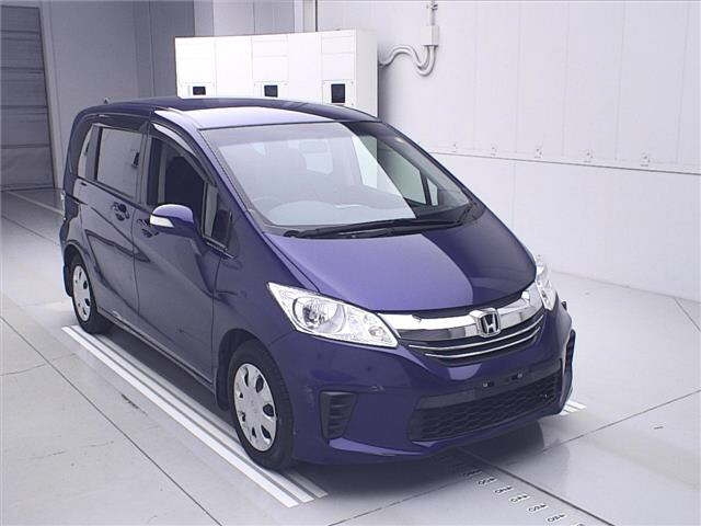 HONDA FREED 2016