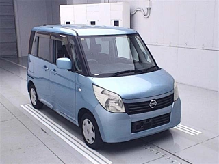 NISSAN ROOX 2010
