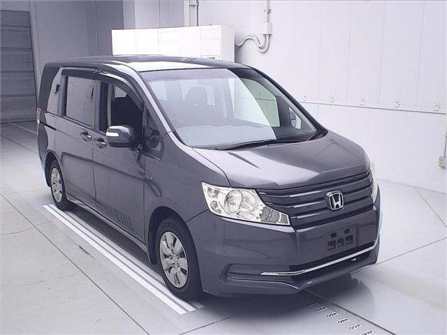 HONDA STEP WAGON 2014