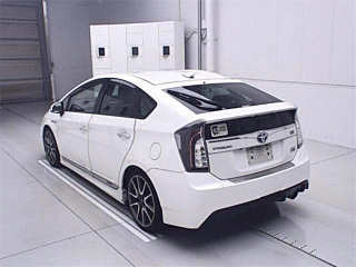 TOYOTA PRIUS 2012