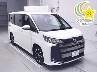 TOYOTA NOAH 2025
