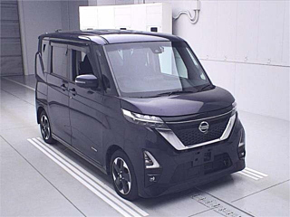NISSAN ROOX 2021