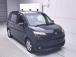 TOYOTA SPADE 2012