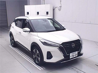 NISSAN KIX 2021