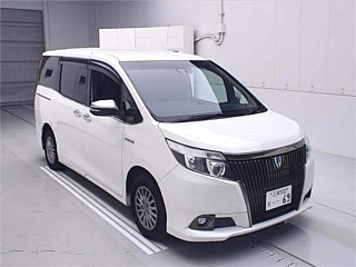TOYOTA ESQUIRE 2016