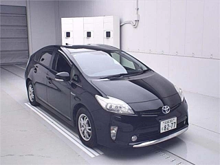 TOYOTA PRIUS 2013