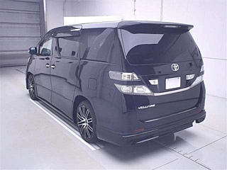 TOYOTA VELLFIRE 2010