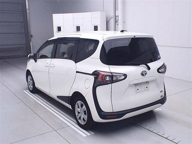 TOYOTA SIENTA 2020