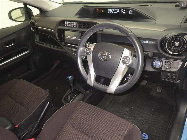 TOYOTA AQUA 2015