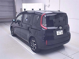 TOYOTA SIENTA 2024