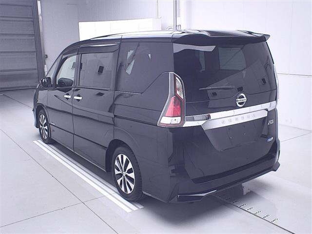 NISSAN SERENA 2017
