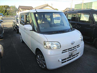 DAIHATSU TANTO 2010