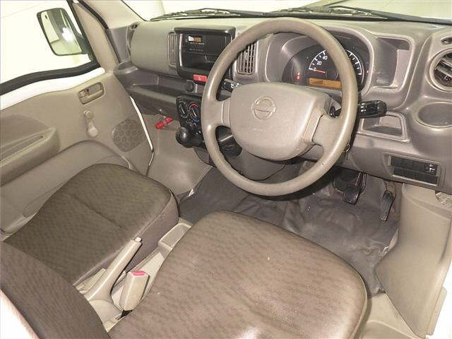 NISSAN CLIPPER VAN 2017