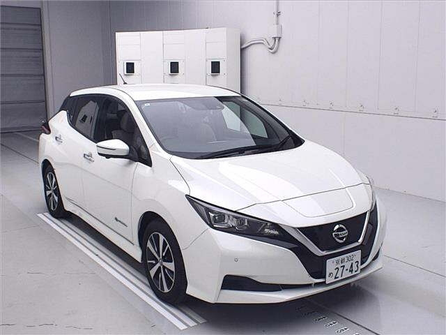 NISSAN LEAF 2020