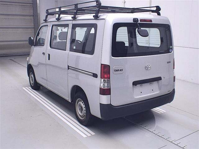 TOYOTA TOWN ACE VAN 2016