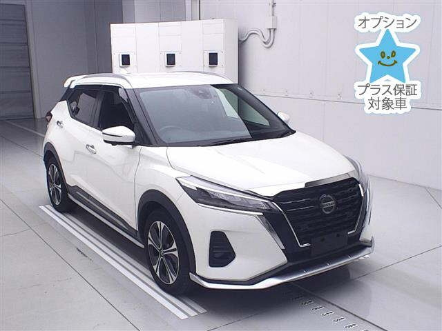 NISSAN KIX 2020