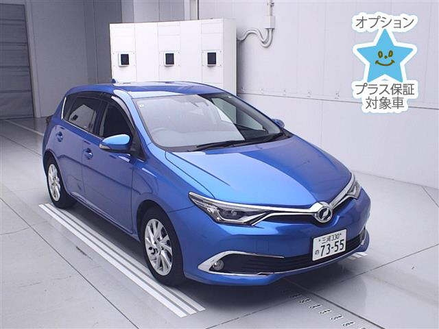 TOYOTA AURIS 2015