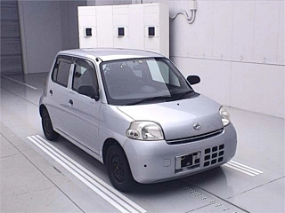 DAIHATSU ESSE 2011