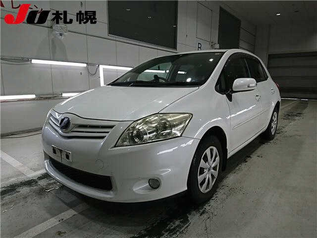 TOYOTA AURIS 2010