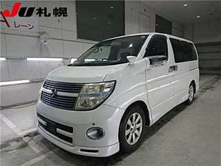 NISSAN ELGRAND 2010