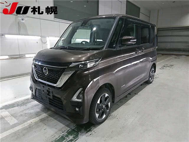 NISSAN ROOX 2022