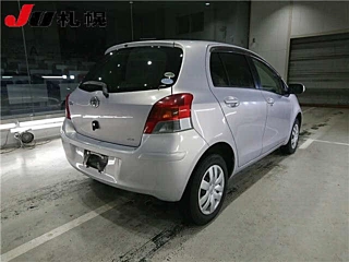TOYOTA VITZ 2009