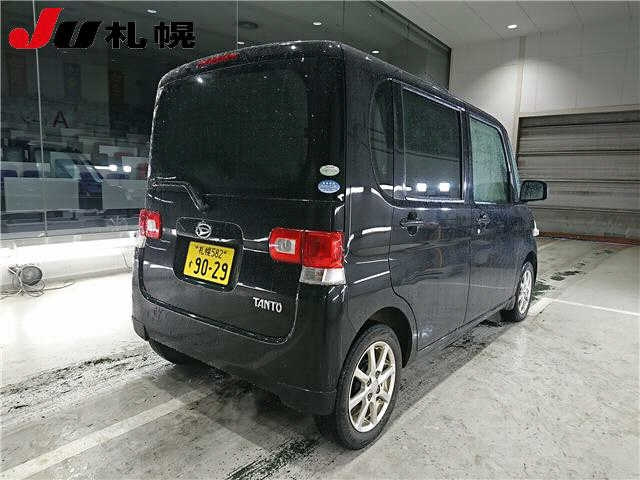 DAIHATSU TANTO 2010