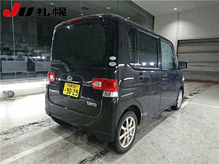 DAIHATSU TANTO 2010