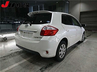 TOYOTA AURIS 2010
