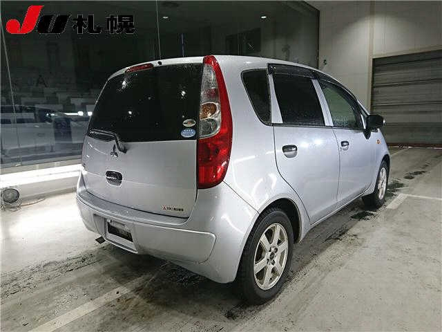 MITSUBISHI COLT 2009