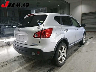 NISSAN DUALIS 2011