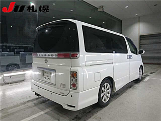 NISSAN ELGRAND 2010